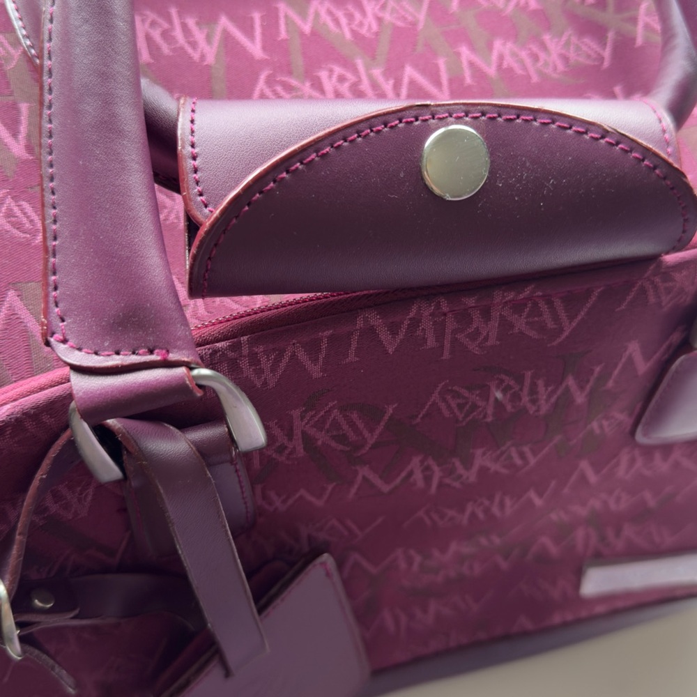 Mary Kay Carry-On Bag - Like NEW! - Picture 13 of 13
